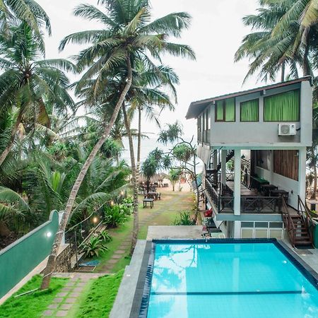Sea Trails Bentota Hotel ภายนอก รูปภาพ