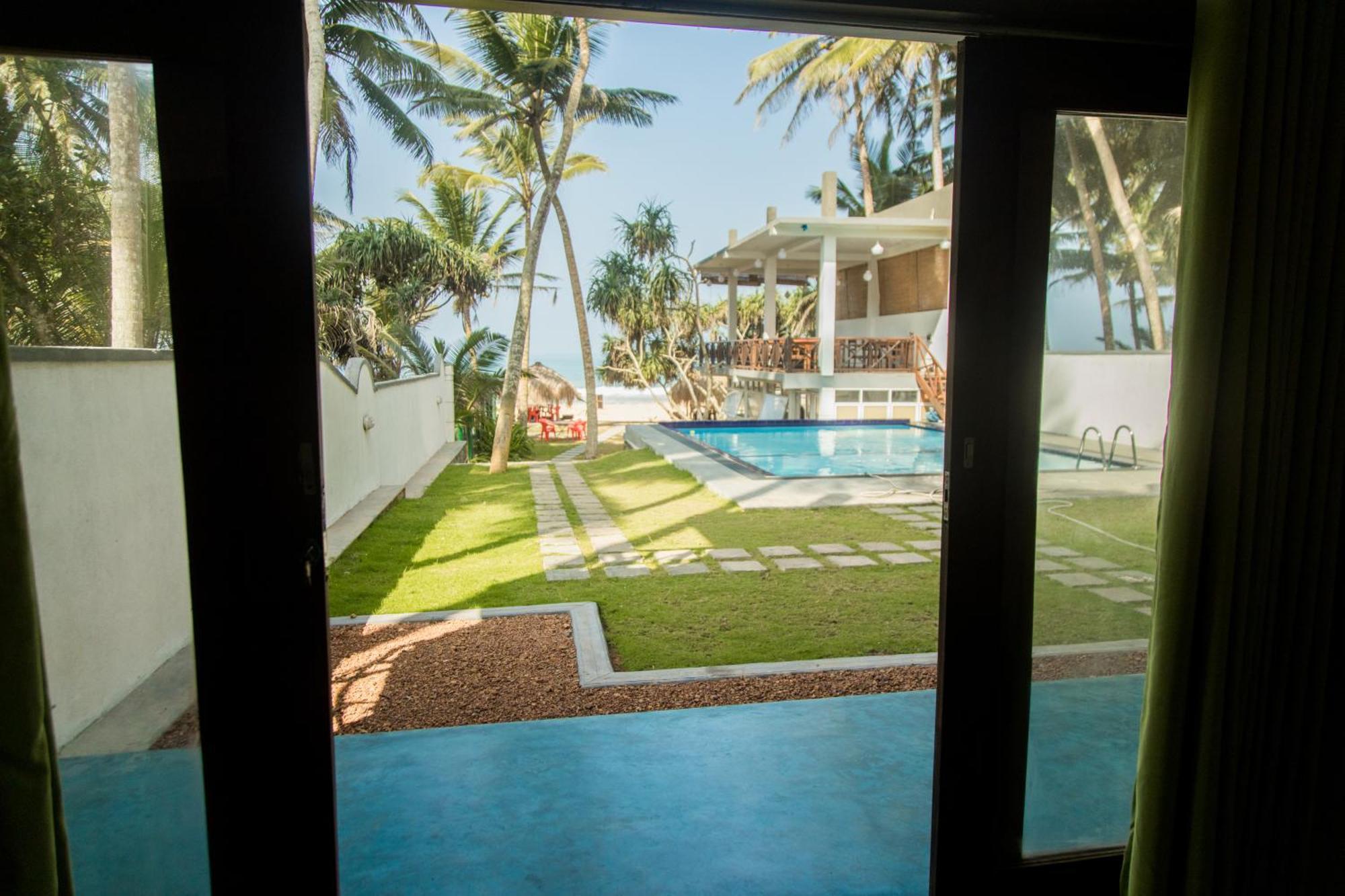Sea Trails Bentota Hotel ภายนอก รูปภาพ