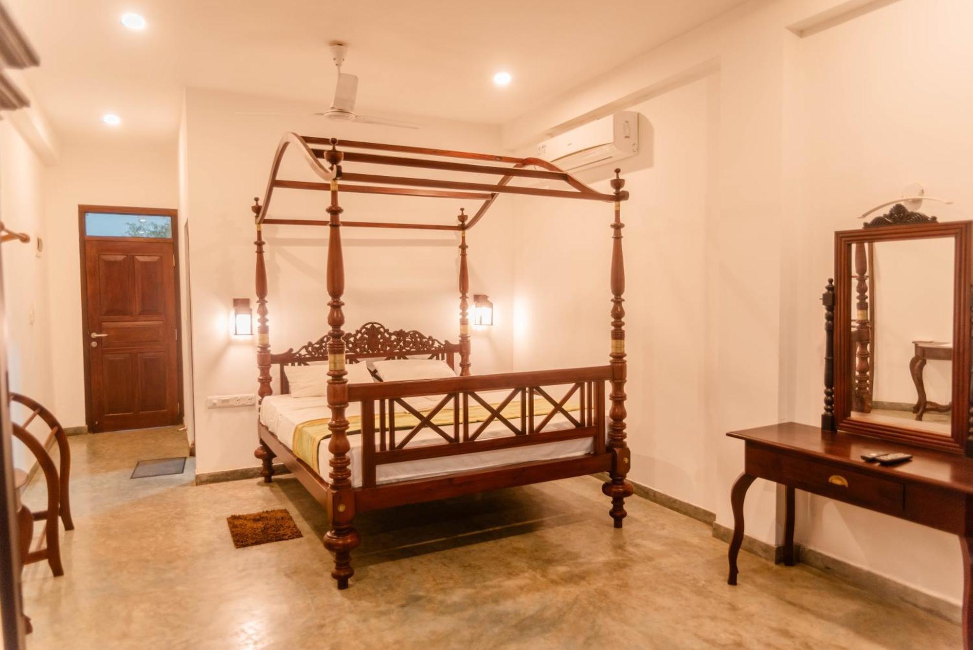 Sea Trails Bentota Hotel ภายนอก รูปภาพ