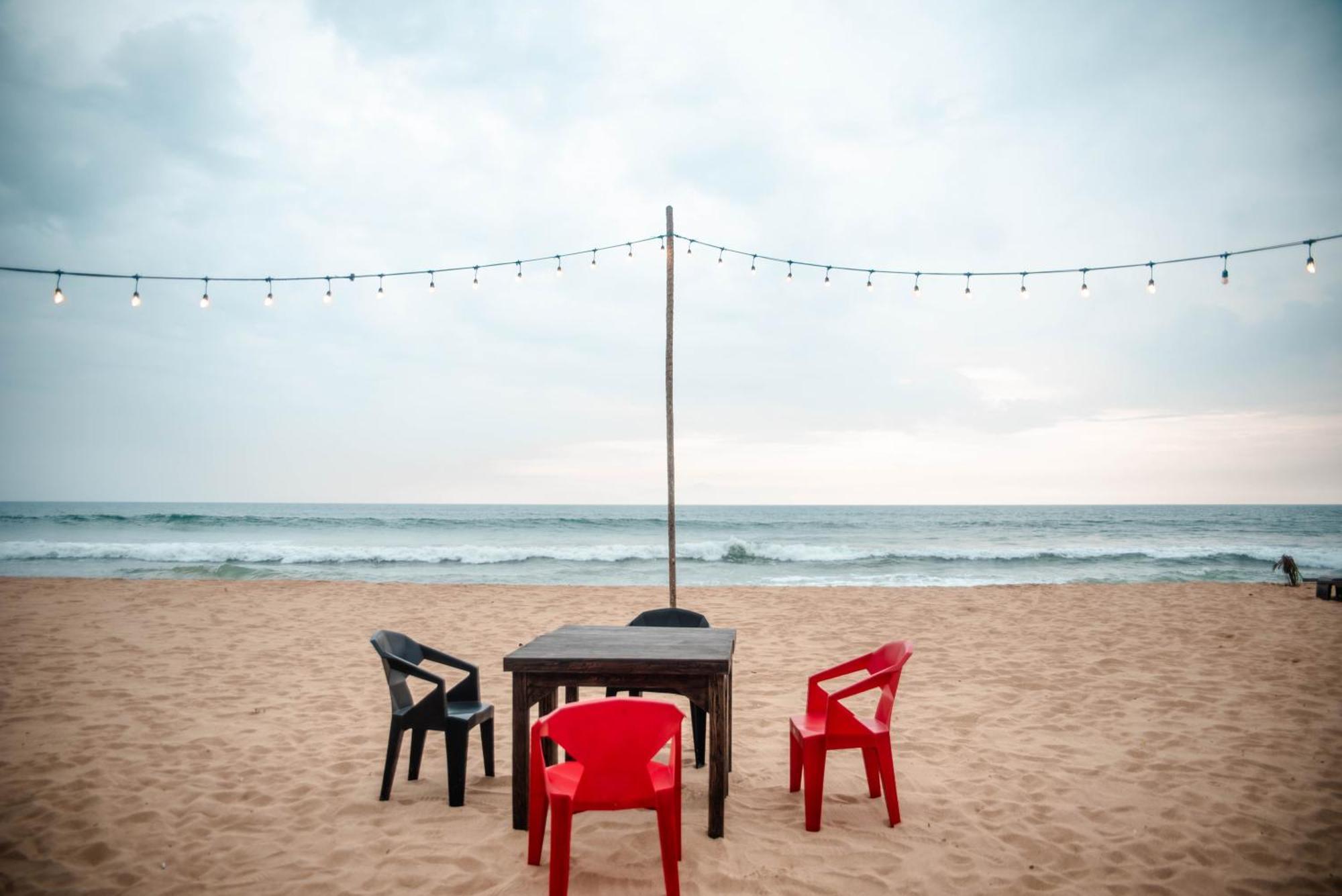 Sea Trails Bentota Hotel ภายนอก รูปภาพ